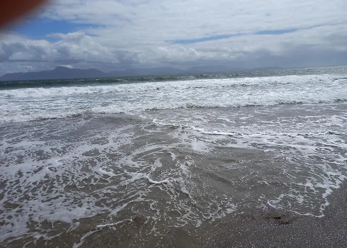 Spacious 4Bed Duplex In Newcastle Galway City 公寓