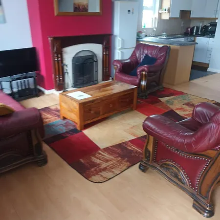 Spacious 4bed Duplex In Newcastle *